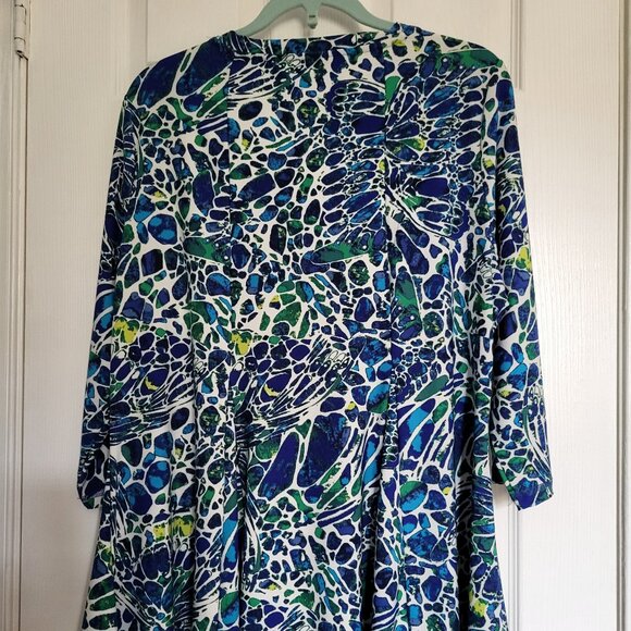 Attetudes by Renee Peplum Top - Picture 4 of 5